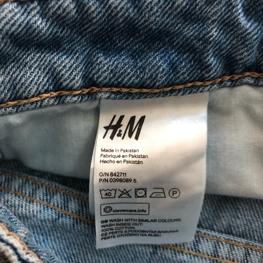 Mid Rise Denim Shorts - Picture 4 of 4